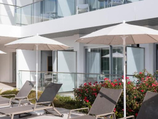 Petit Sagitario (Adults Only)