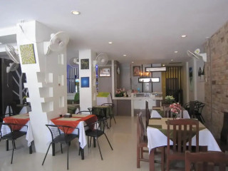 Phanom Benja House Bar and Restaurant