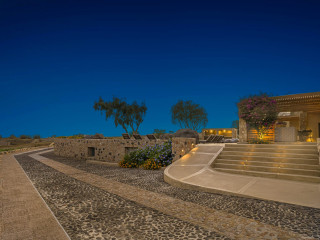 Phaos Cellaria Estate