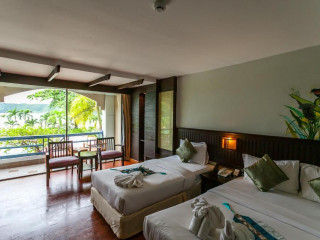 Phi Phi Island Cabana Hotel