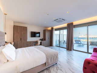 Philia Center Suites