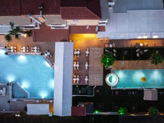 Philoxenia Hotel and Apartments