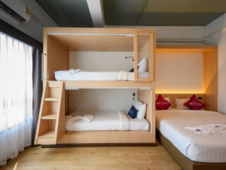 SEAVIBES BY ALEZZI B10