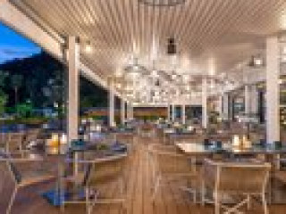 Phuket Marriott Resort & Spa, Merlin Beach