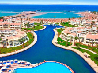 Pickalbatros Dana Beach Resort - Aqua Park