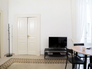 PIEDIGROTTA 54B