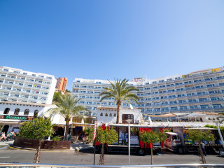 Snoozz Hotel