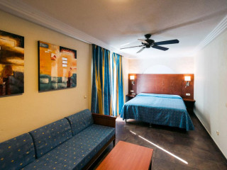 Pigale Beach Hotel