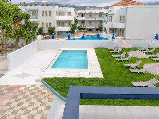 PINELOPI HOTEL-APARTMENTS