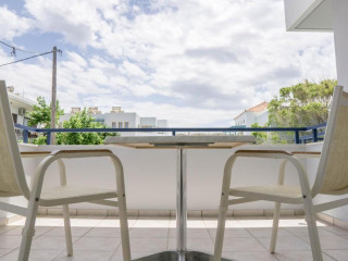 PINELOPI HOTEL-APARTMENTS