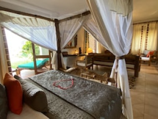 PINEWOOD BEACH RESORT AND SPA