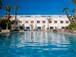 Piramides Resort