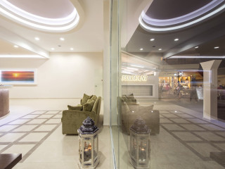 Pirofani Hotel