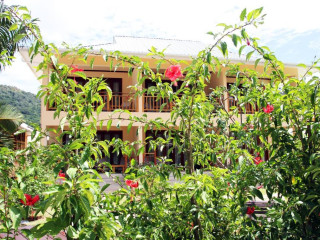 Pirogue Lodge Resort