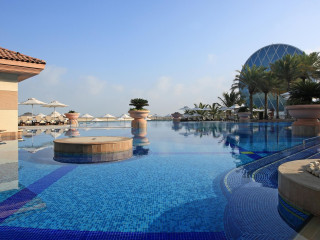 Al Raha Beach Hotel