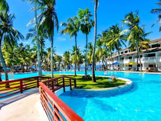 Prideinn Flamingo Beach Resort
