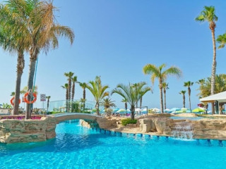 Leonardo Cypria Bay