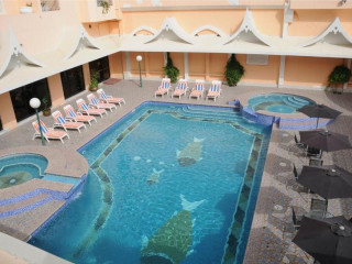 Gulf Gate Hotel si Formula 1 Grand Prix Ticket