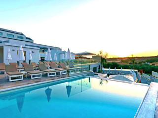 Tesoro Hotel Tsilivi