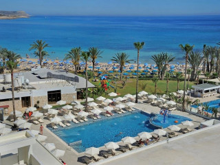 Nelia beach
