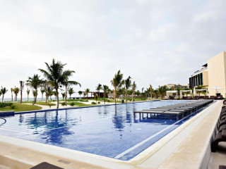 Royalton Riviera Cancun