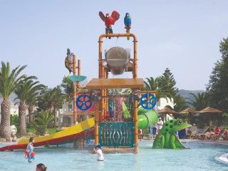 Akti Coast Club