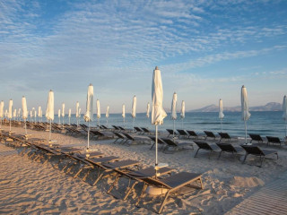 Caravia Beach