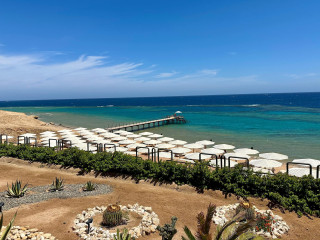 Sirena Beach Resort & Spa