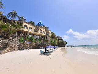 Bahari Beach Hotel