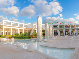 Platinum Yucatan Princess Spa Resort - Adults Only