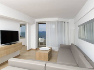 Playa Esperanza Resort