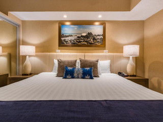 Playa Linda Beach Resort
