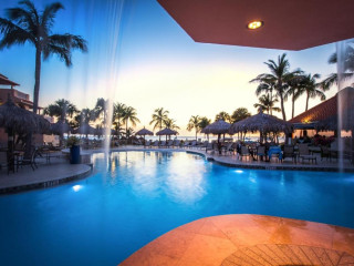 Playa Linda Beach Resort