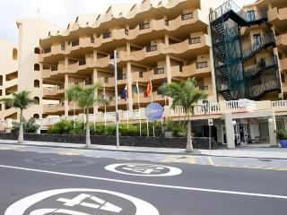 Playaolid Suites & Apartments