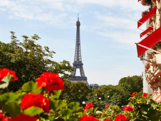 Plaza Athenee - Dorchester Collection