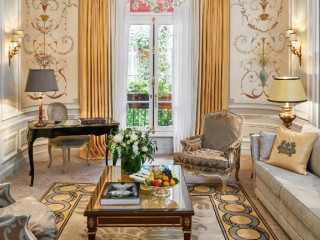 Plaza Athenee - Dorchester Collection