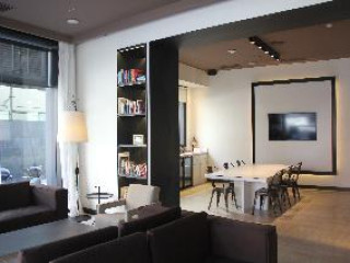 Pol & Grace Hotel