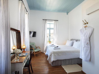 Polis 1907 by Louis Hotels