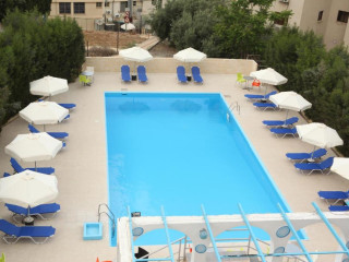 Polyxeni Hotel Apartments