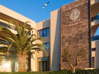 BELLAZURE HOTEL