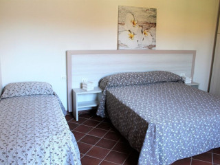 POMPEI HOSTEL SUITES & BREAKFAST DELUXE