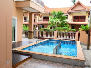 POONSIRI PRIVATE POOL VILLA AONANG