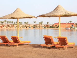 Port Marina Hotel