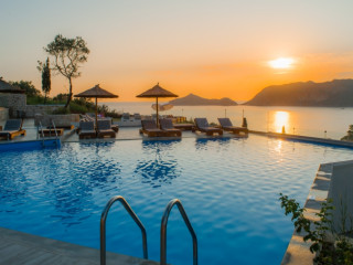 Porto Demo Adults Only