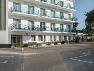 Portodrach Aparthotel & Suites