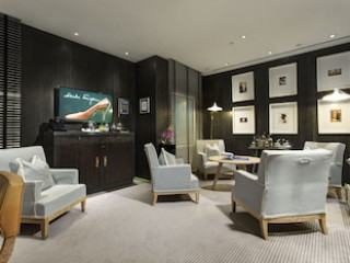 PORTRAIT ROMA - LUNGARNO COLLECTION