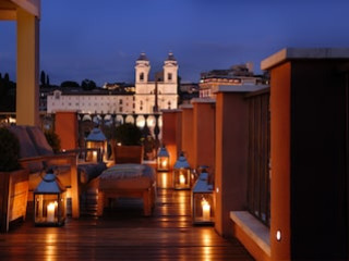 PORTRAIT ROMA - LUNGARNO COLLECTION