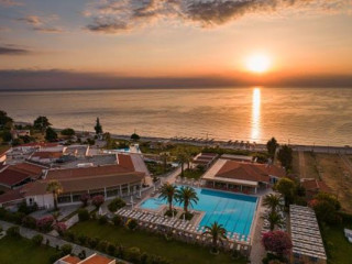 Poseidon Palace - Pieria