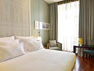 Pousada de Lisboa, Praça do Comércio