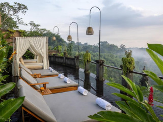 Pramana Watu Kurung Resort